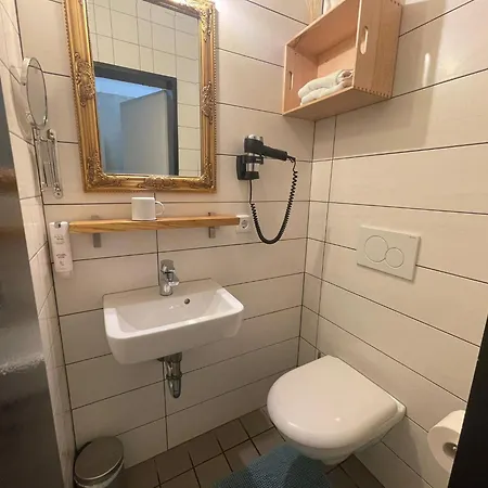 Koby Work&Stay Souterrain Apartment, Wifi&Komfort Herford Exterior photo