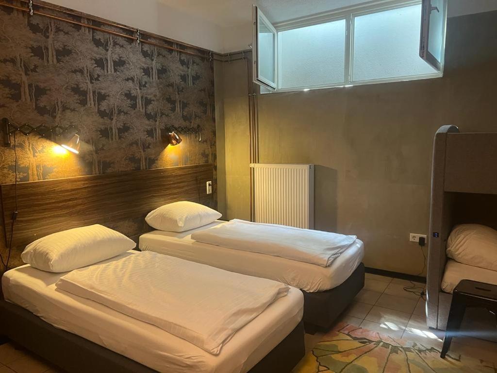 Апартаменты Koby Work&stay Souterrain Apartment, Wifi&komfort Херфорд